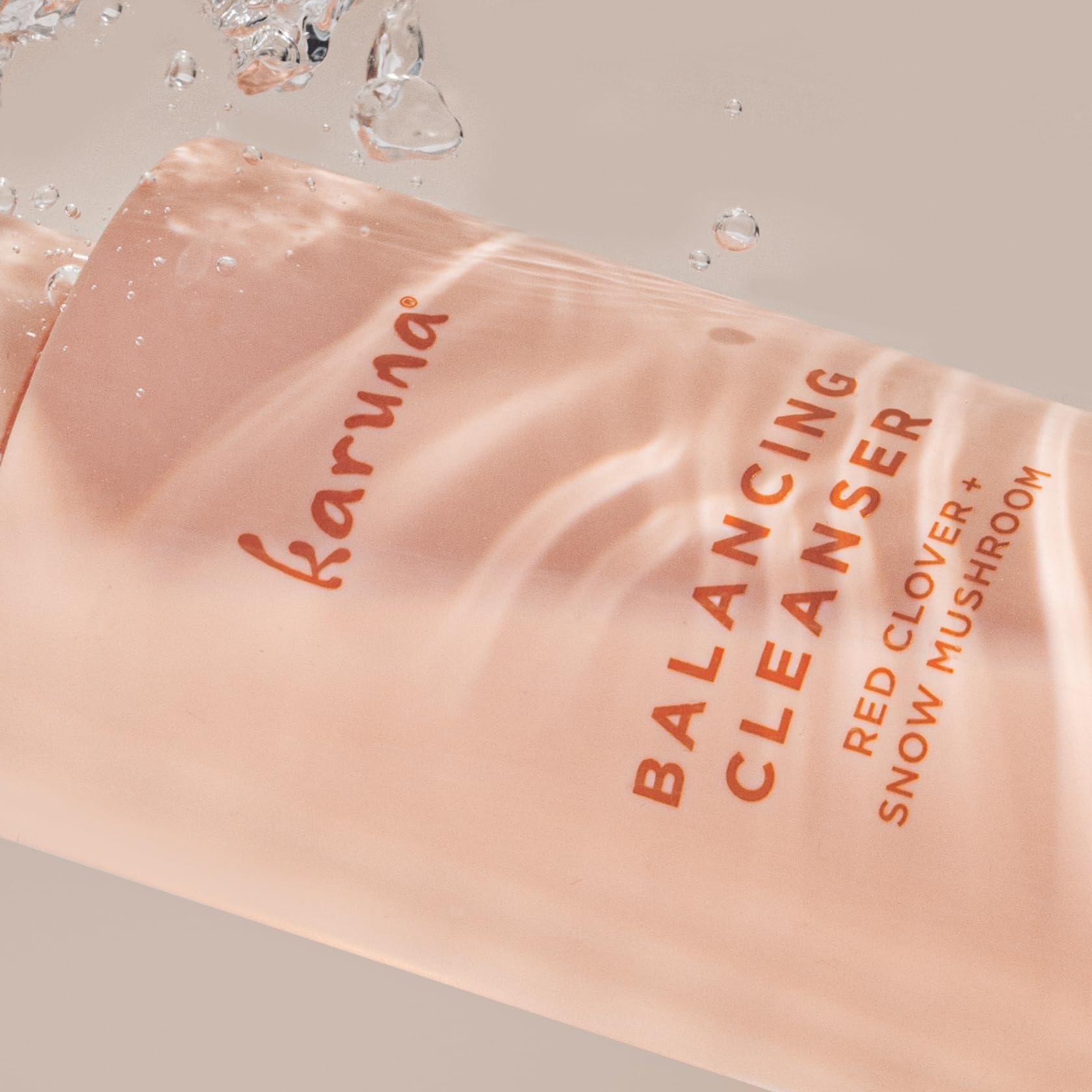 Karuna Balancing, composition sans parabènes et sans sulfates, soin plus pur et sûr.