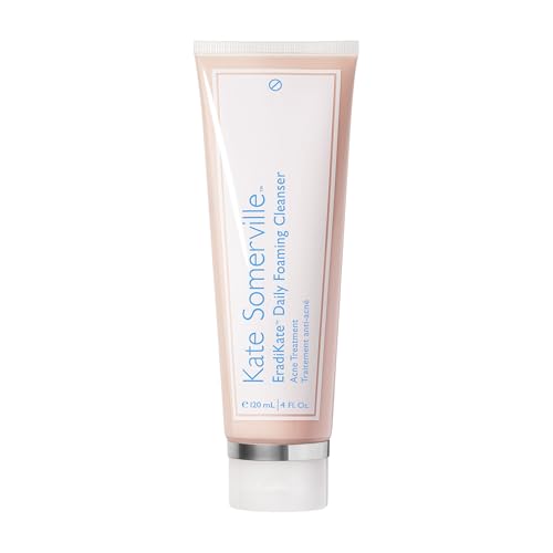 EradiKate s utilise matin et soir pour nettoyer et préparer la peau