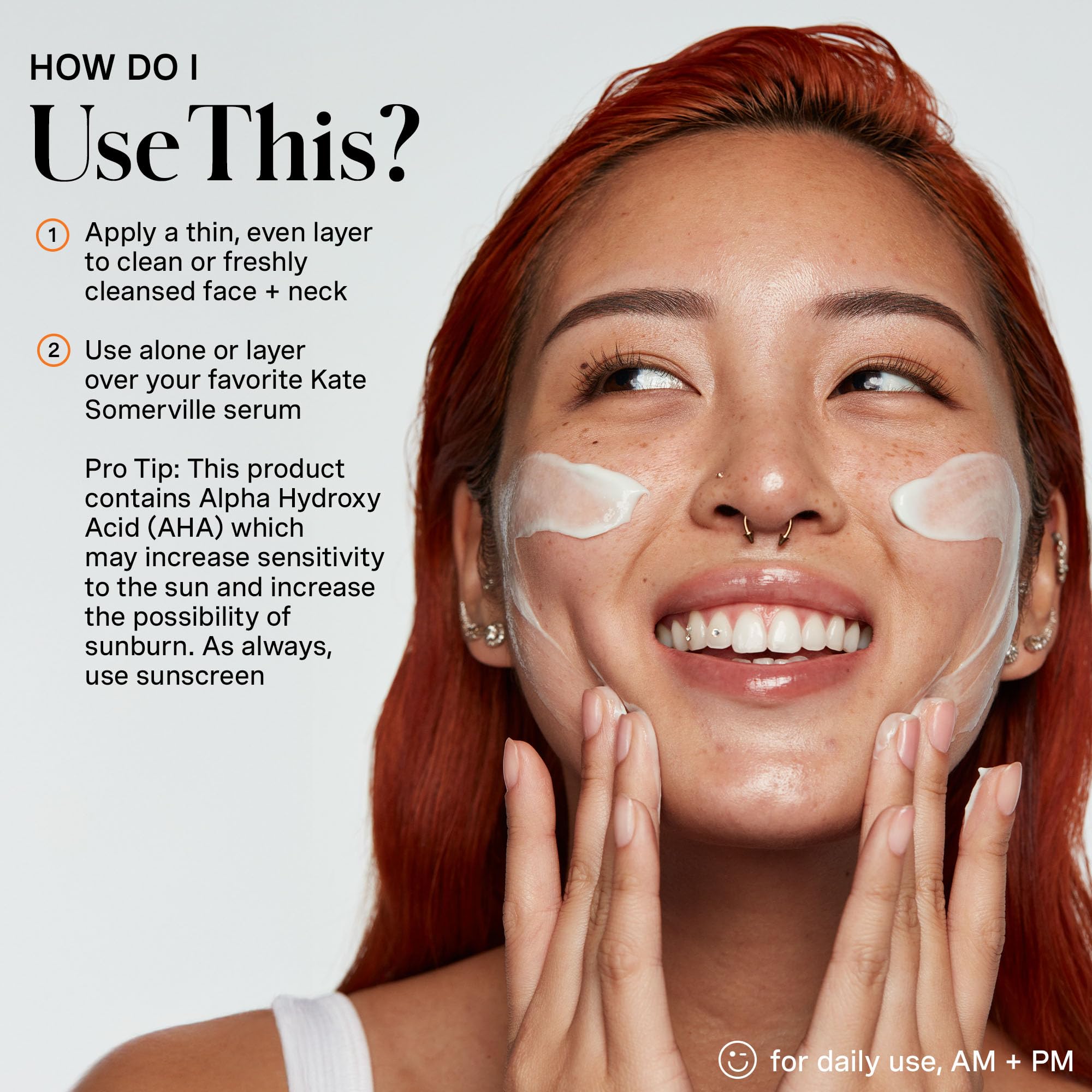 Gros plan sur les micro-exfoliants et l'hydratation apportés par Kate Somerville ExfoliKate Glow Moisturizer.