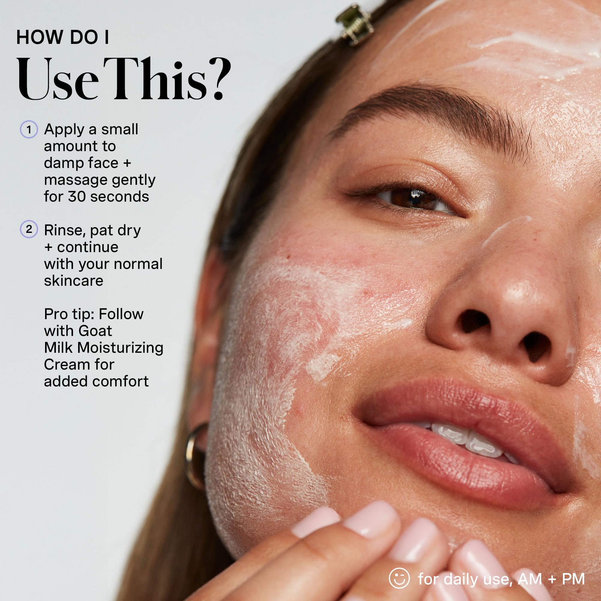 Ingrédients nourrissants comme miel Manuka et jojoba lors du soin quotidien.