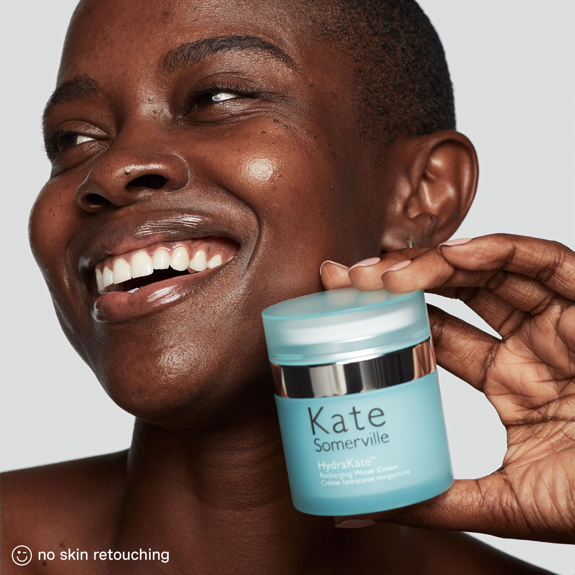 Kate Somerville HydraKate – emballage élégant qui valorise une routine de soins.