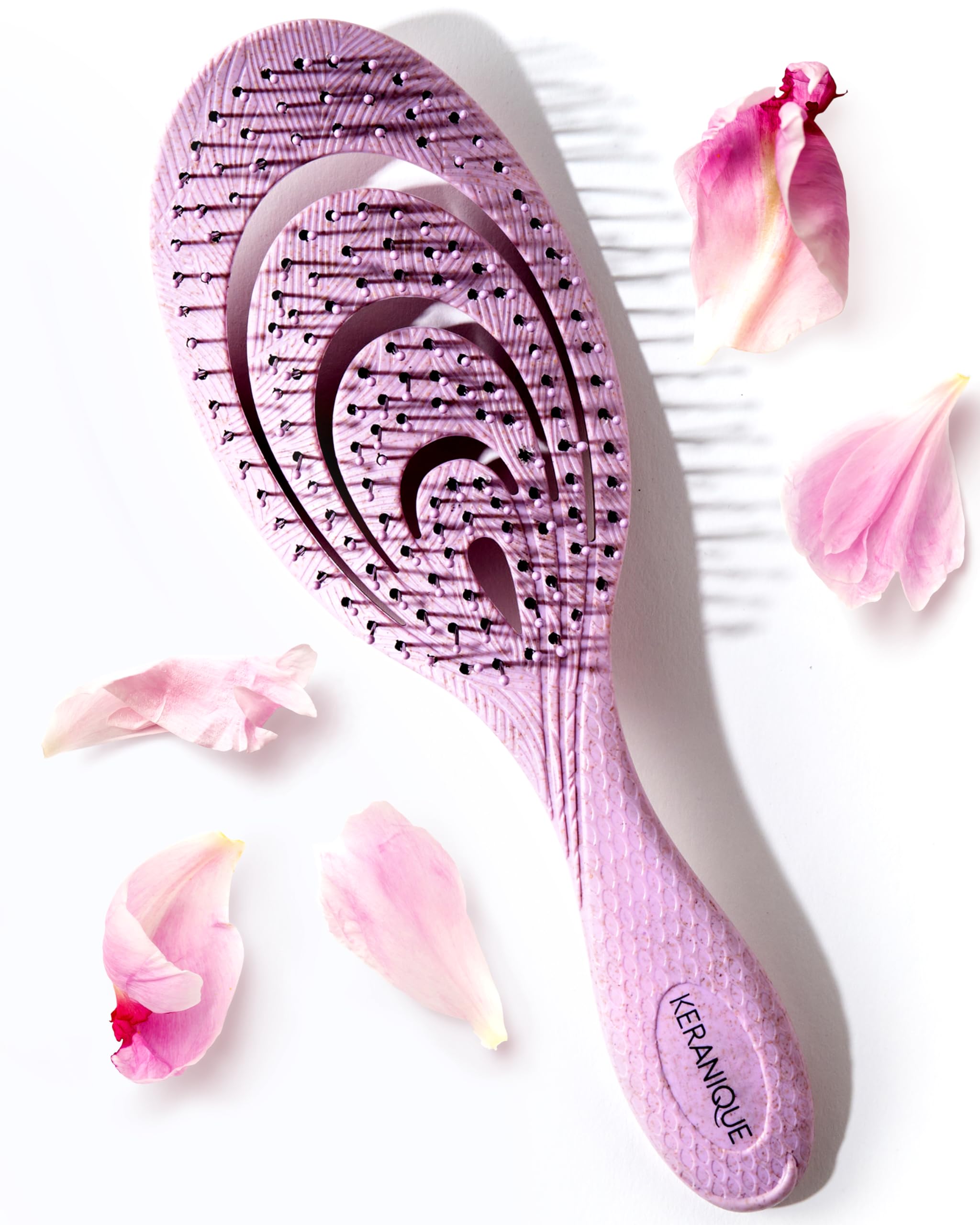 Keranique brosse démêlante démonstration en douceur pour cheveux sans casse