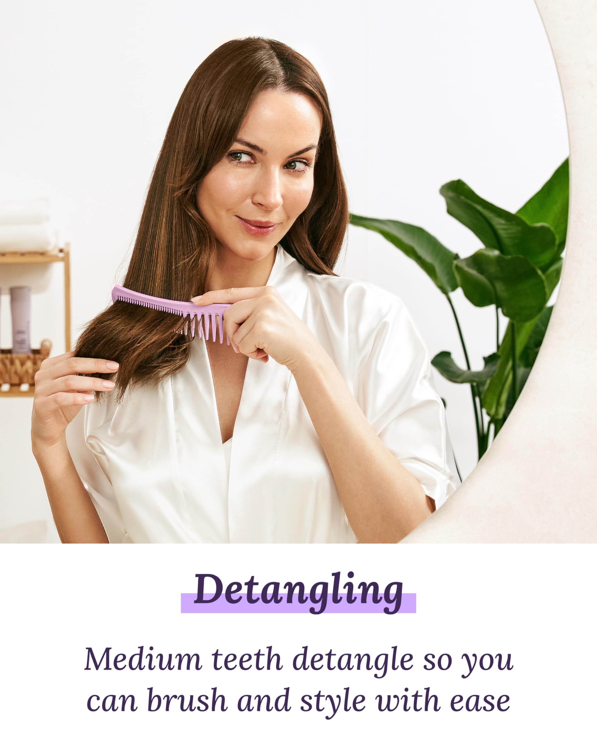 Keranique peigne dents fines, parfait pour une finition lisse.