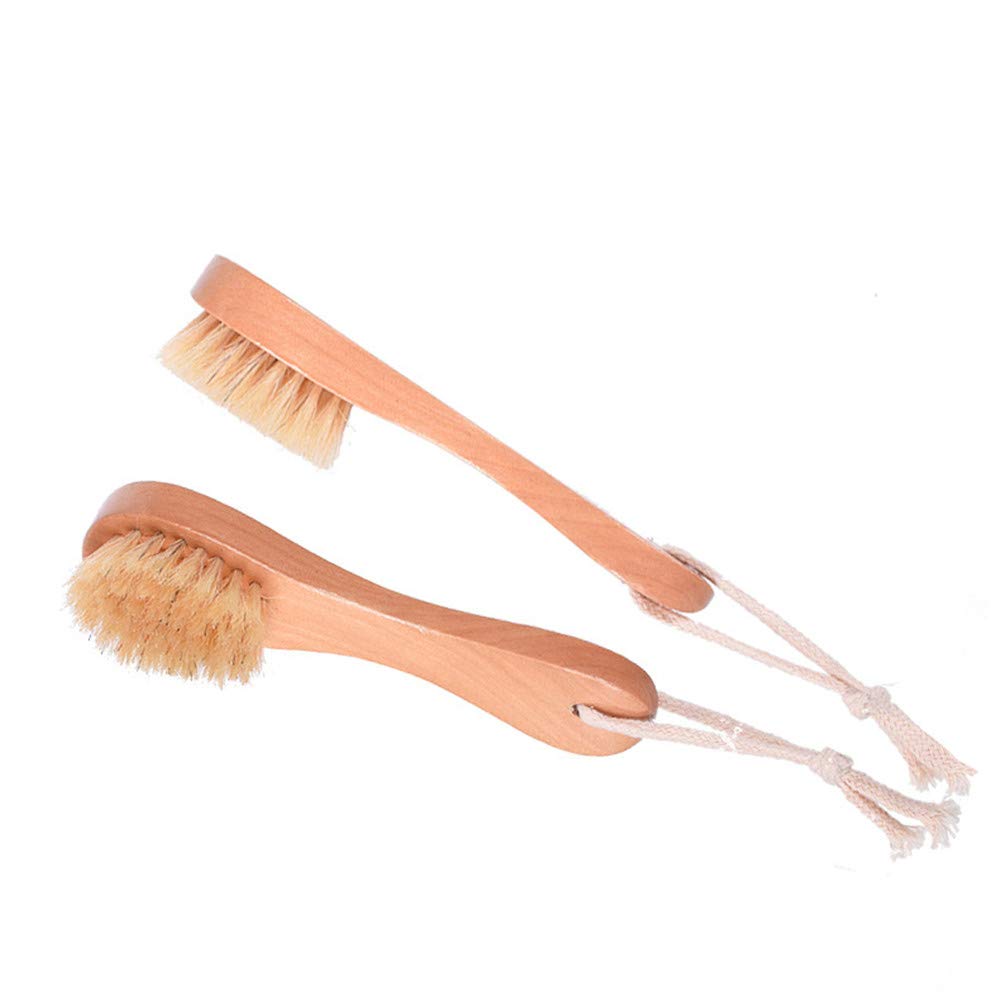 Nettoyage précis du nez avec la brosse KEWLYSEU.
