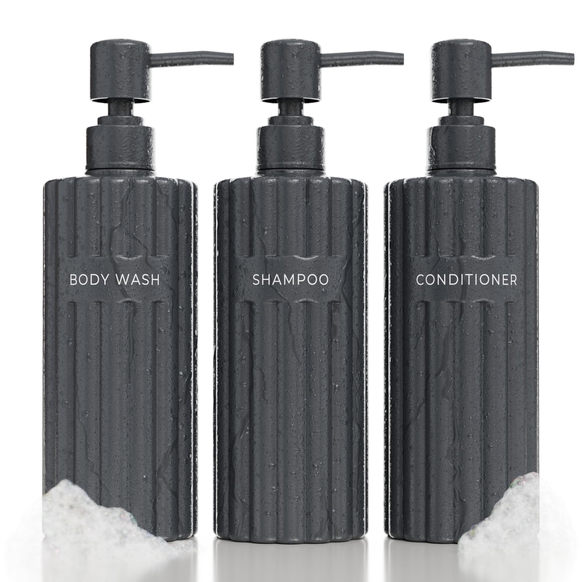 KIBAGA distributeurs shampoing et après-shampoing élégants, parfaits pour une salle de bains moderne.