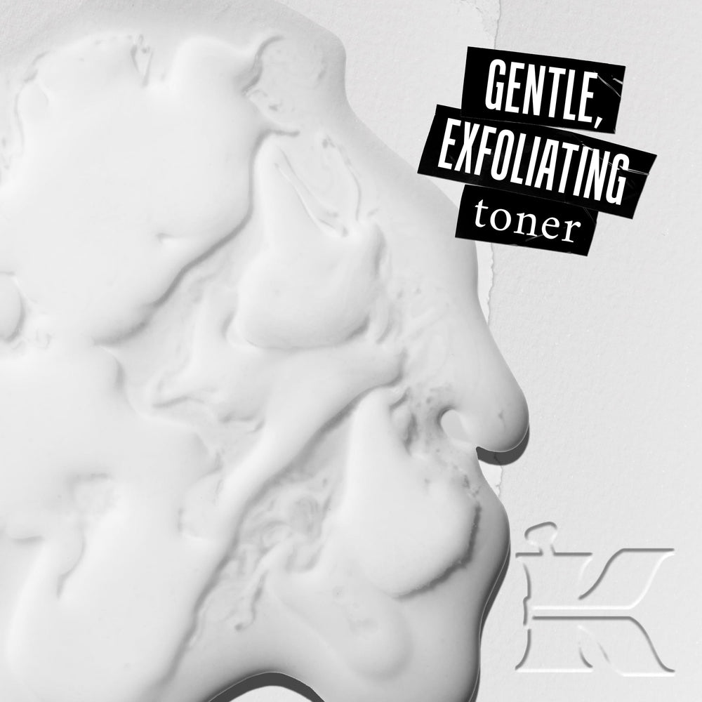 Texture exfoliante du lait-peel révélant peau lisse et éclatante.