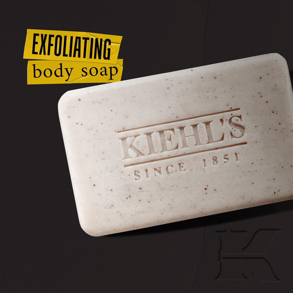 Kiehl's Savon exfoliant, poudre de jojoba pour lisser la peau.