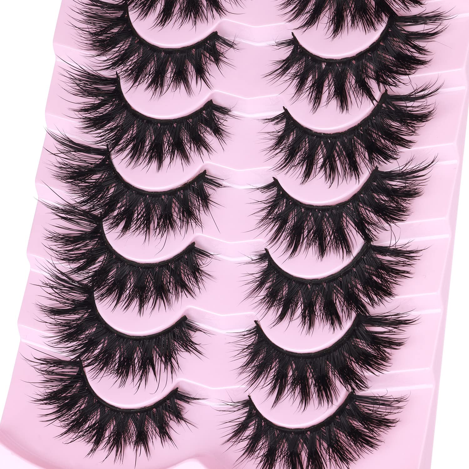 Kiromiro cils délicats tridimensionnels pour un regard léger et profond.
