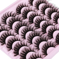 Kiromiro cils wispy, détail fibre artisanale pour un rendu naturel.