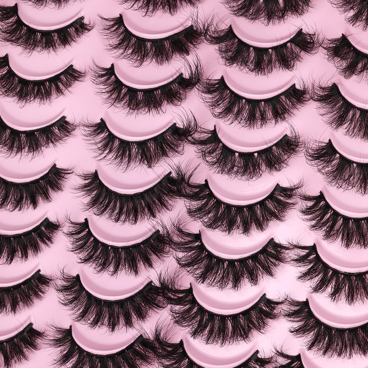 Kiromiro handmade false lashes with wispy, durable fibers.