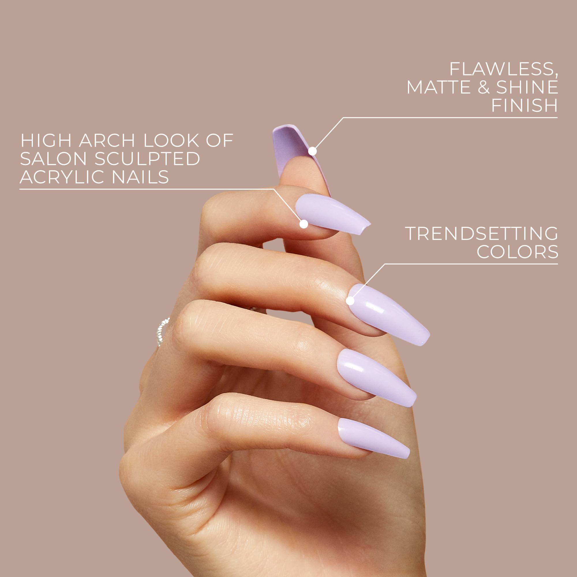 KISS Gel Fantasy finition sans bulles pour un rendu lisse.
