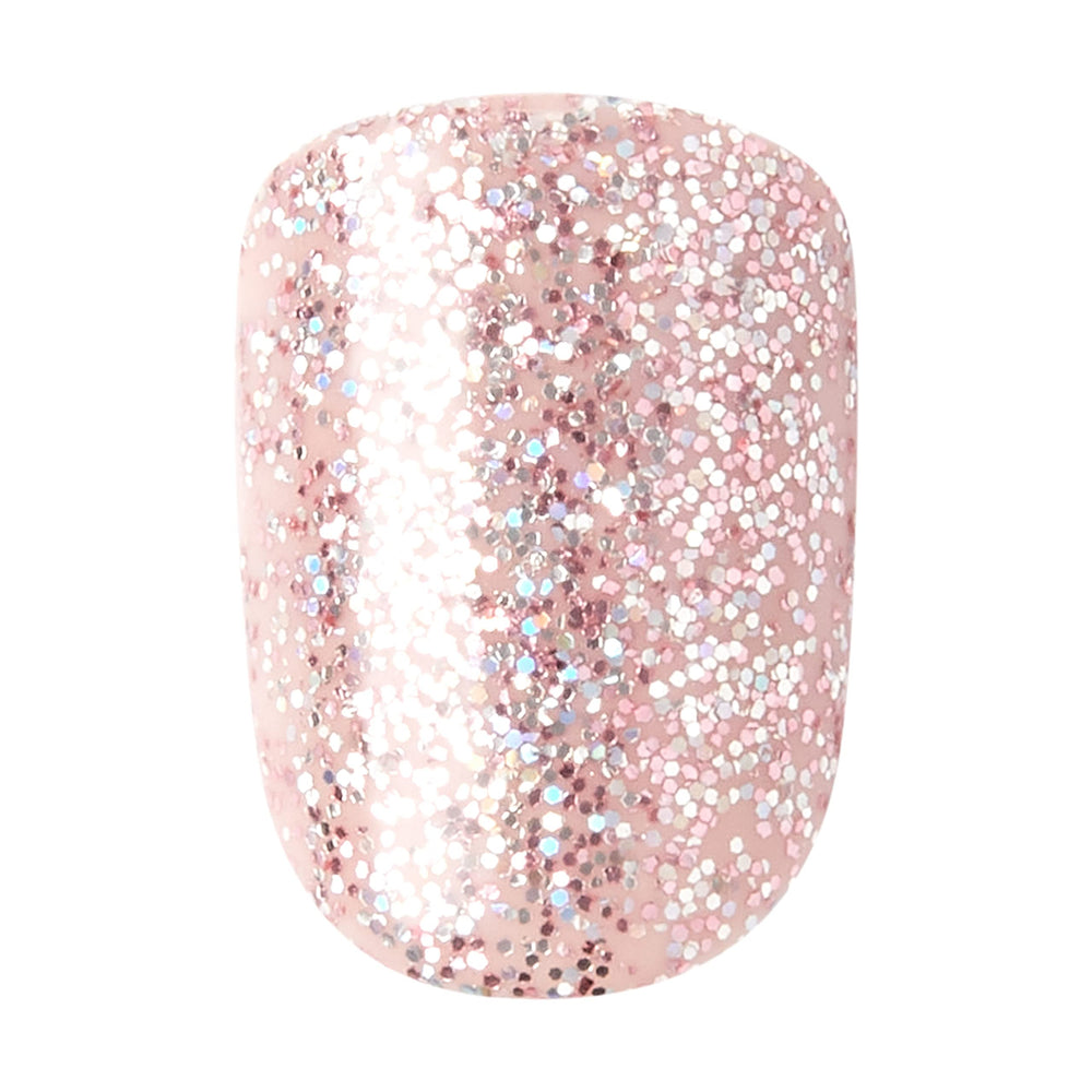 KISS imPRESS Couture – sans colle, sûr sur ongles naturels et retrait sans effort.