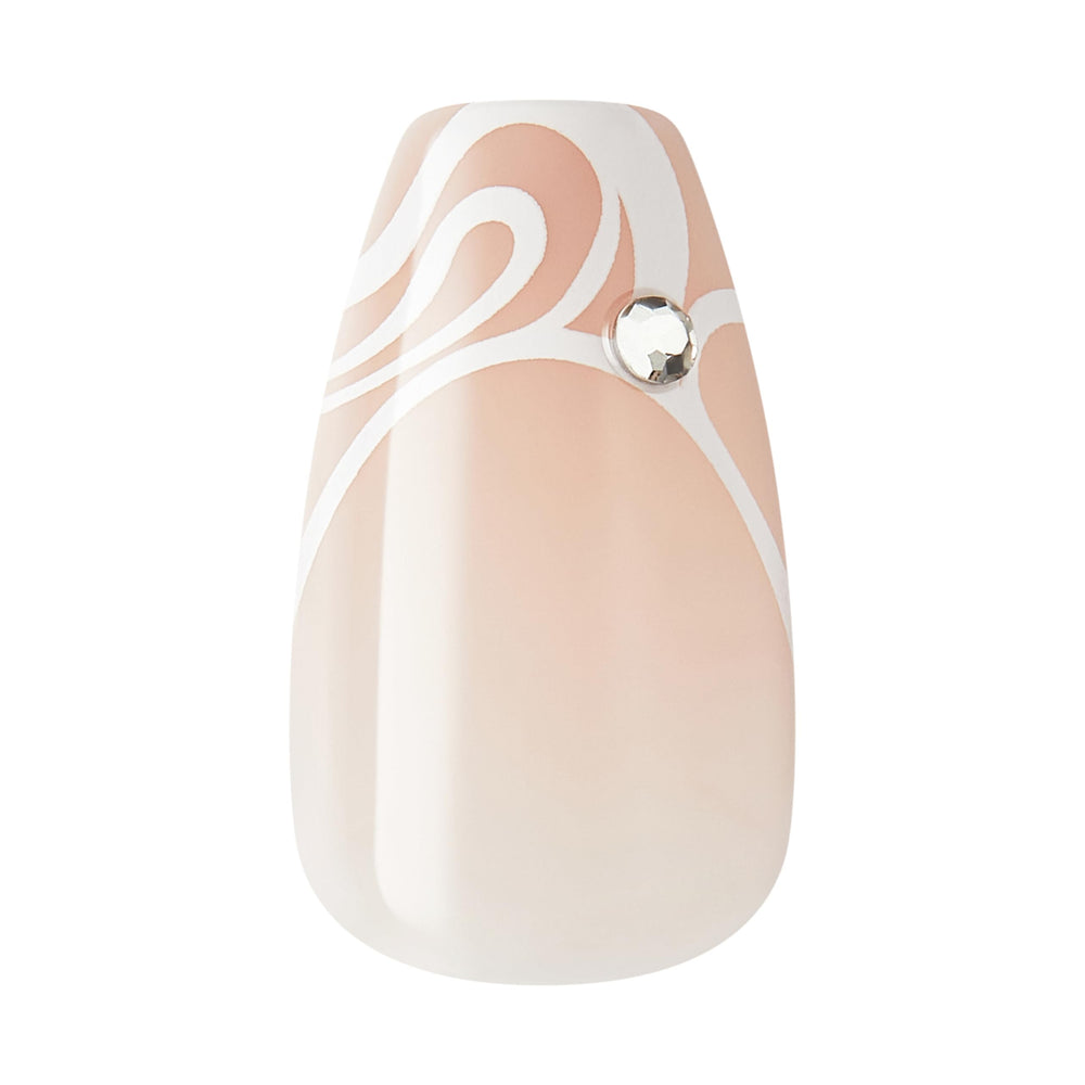 KISS imPRESS sans colle ajustement naturel sur les ongles