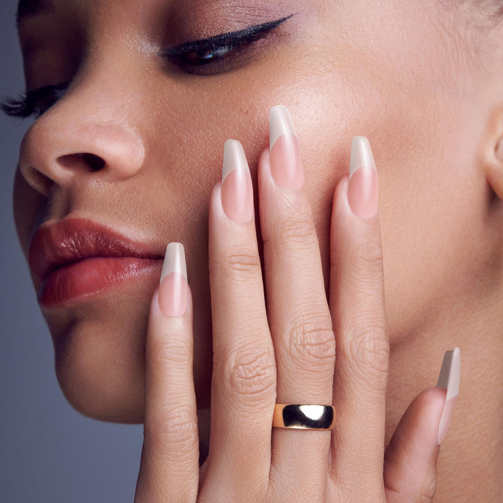 KISS Salon X-tend: mini lime inclus pour finition nette.