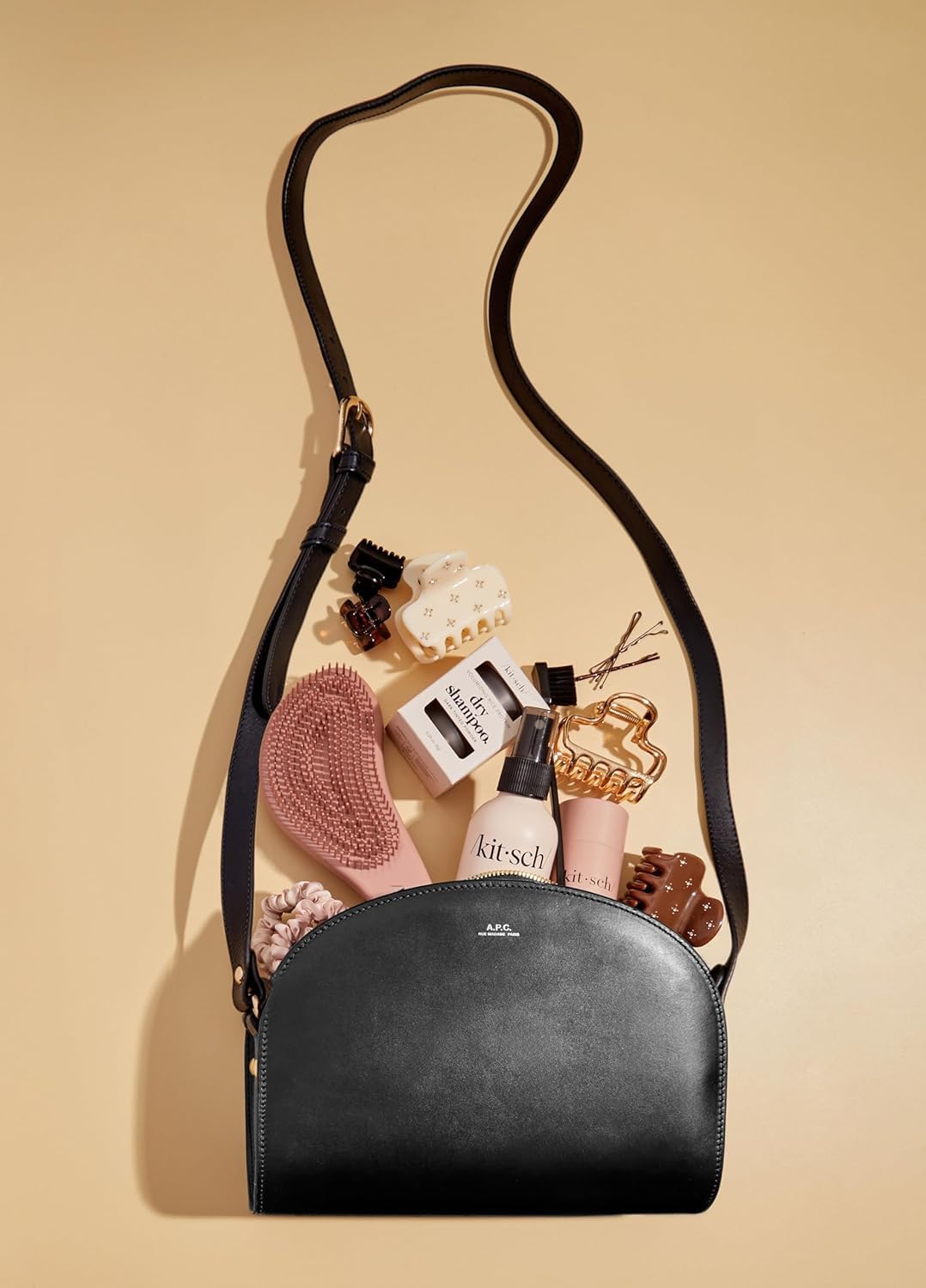 Brosse démêlante Kitsch – adaptée enfants et adultes, routine capillaire sans stress.