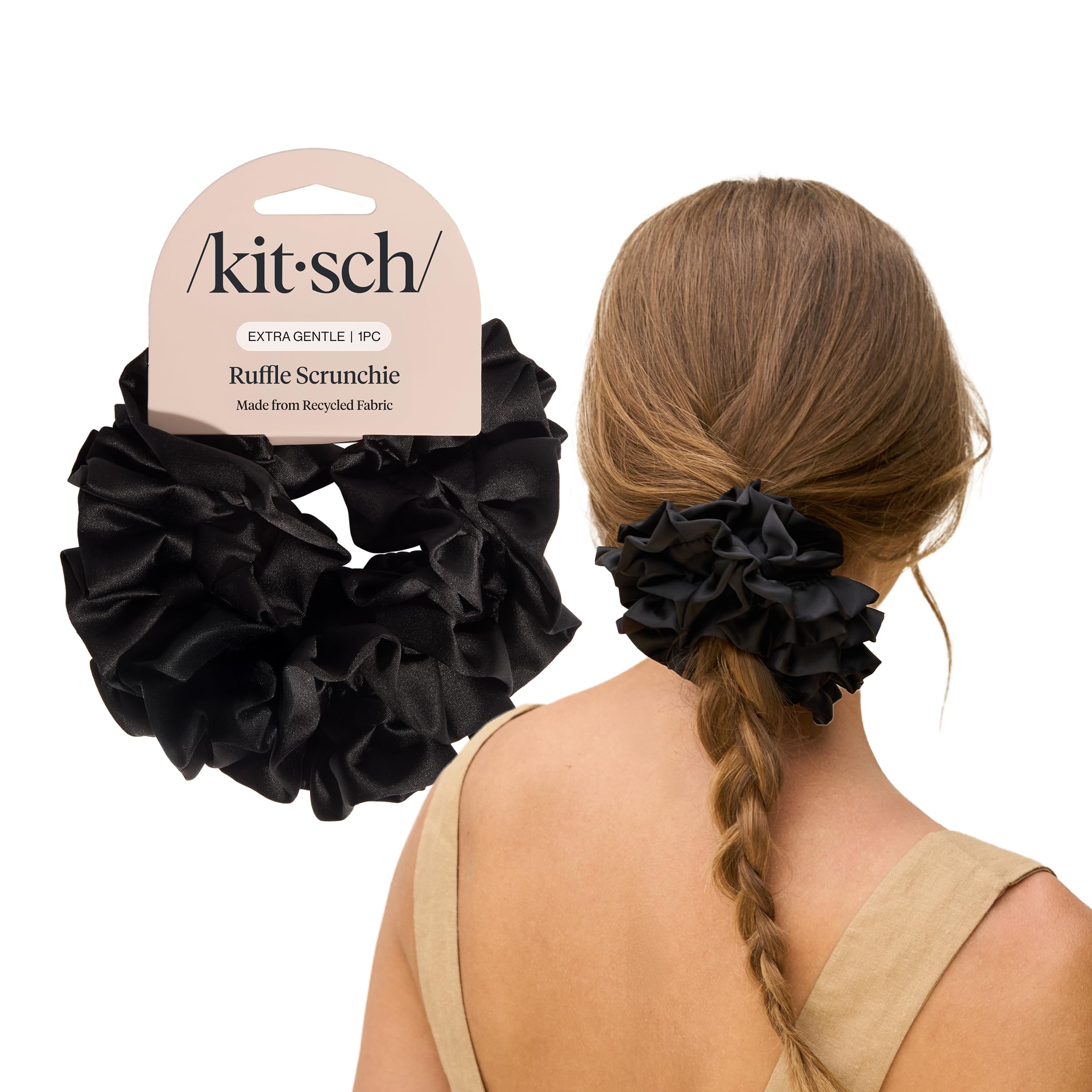 Kitsch satin volants scrunchie design élégant pour une coiffure raffinée.