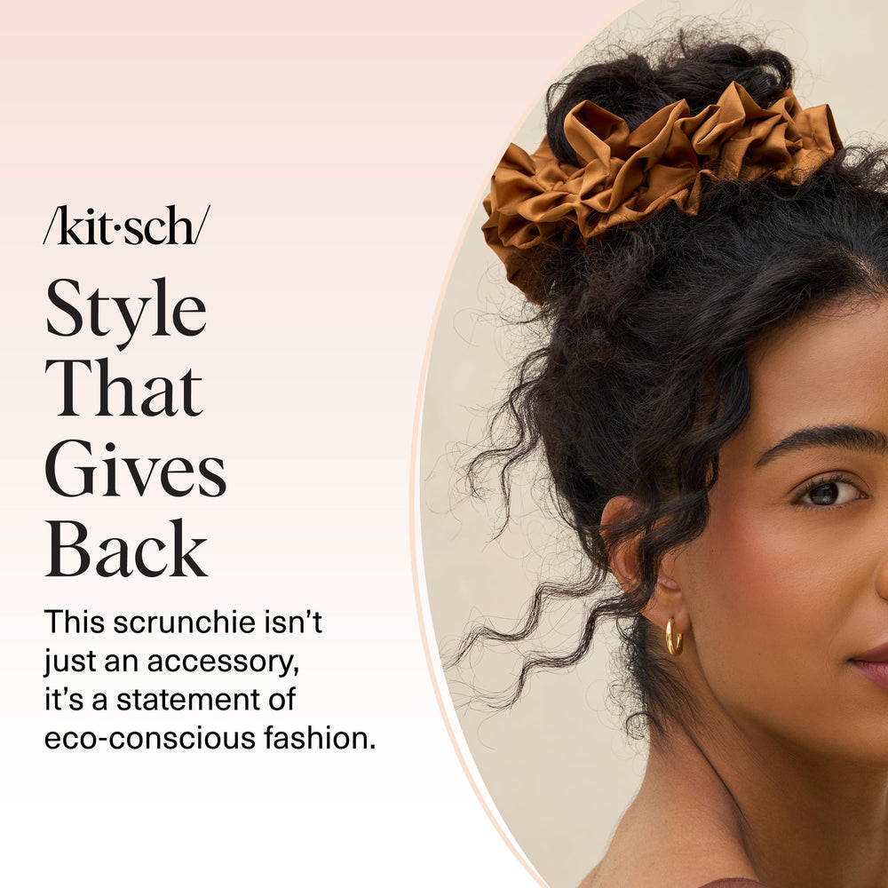 Kitsch Scrunchie satin recyclé, sensation douce et réduction des tiraillements.