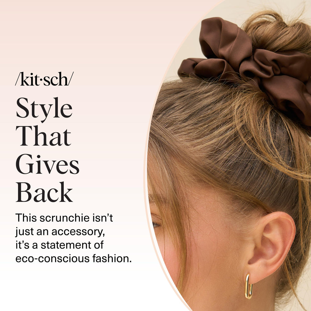 Kitsch emballage cadeau scrunchies satin recyclé, idée cadeau chic.