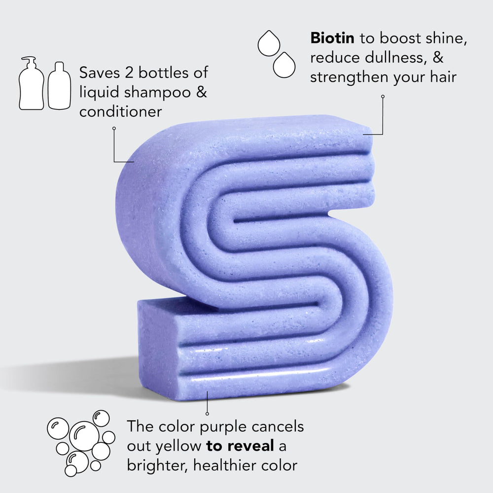 Sans parabènes, le Shampoing Solide Kitsch nettoie en douceur.