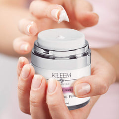 Kleem Organics crème absorption rapide, texture légère qui pénètre rapidement.