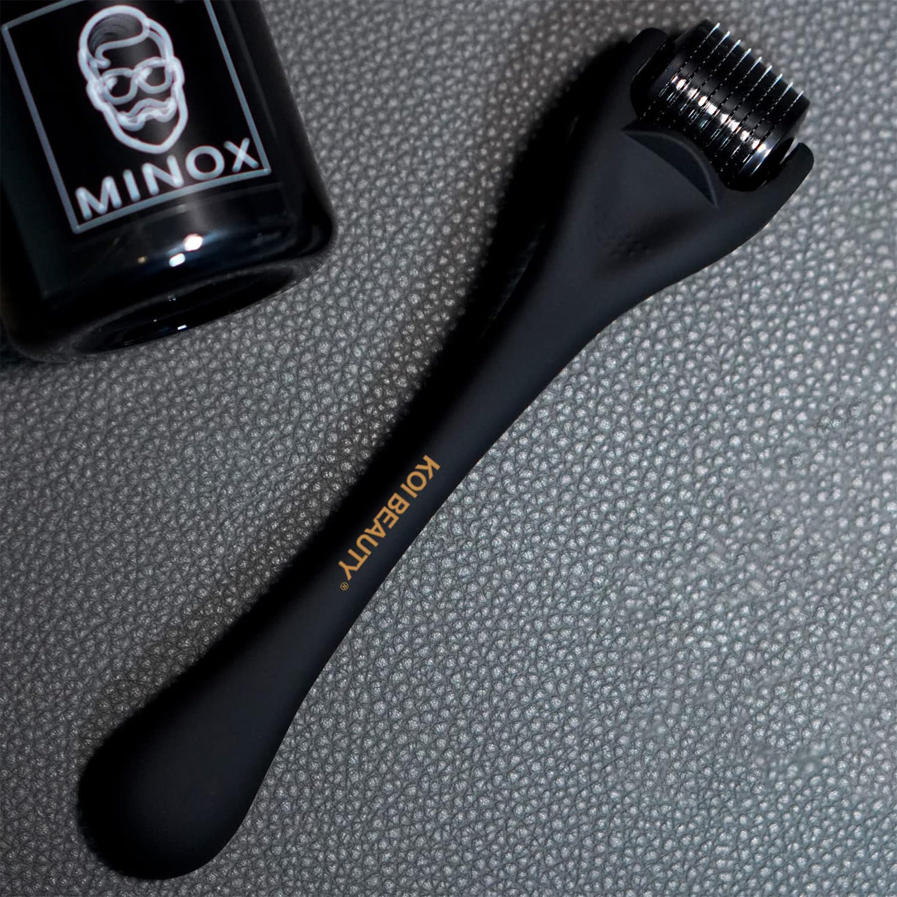 Koi Beauty Derma Roller adapté pour hommes et femmes