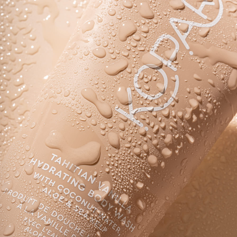 Kopari - texture mousse légère et agréable pour une douche facile.
