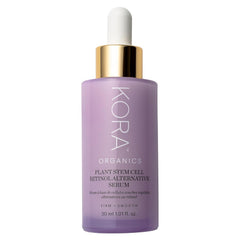 Sérum KORA Organics en bouteille texture laitueuse, peau douce.