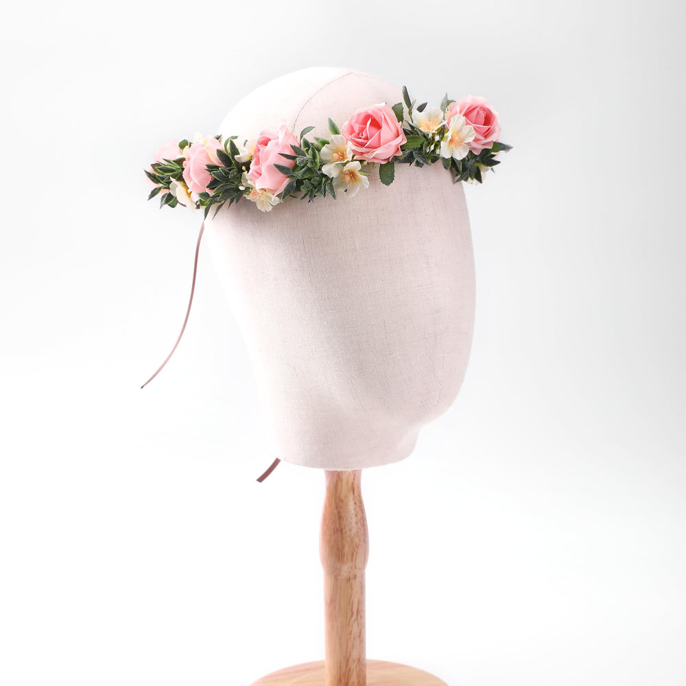 KorViSHOW couronne-fleurs-rose-renaissance, ambiance romantique pour événements.