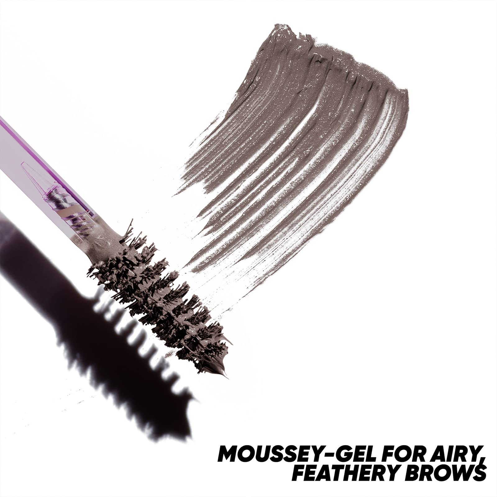Kosas Air Brow Gel Teinté – brosse triangulaire pour soulever les poils.