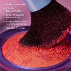Kosas Blush is Life, fini peau lumineuse et naturel sans traces visibles.