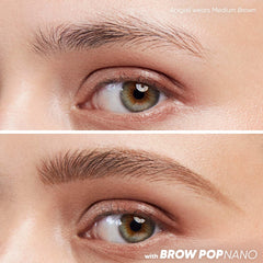 Kosas Brow Pop Nano application-precise permet des traits nets et délicats.