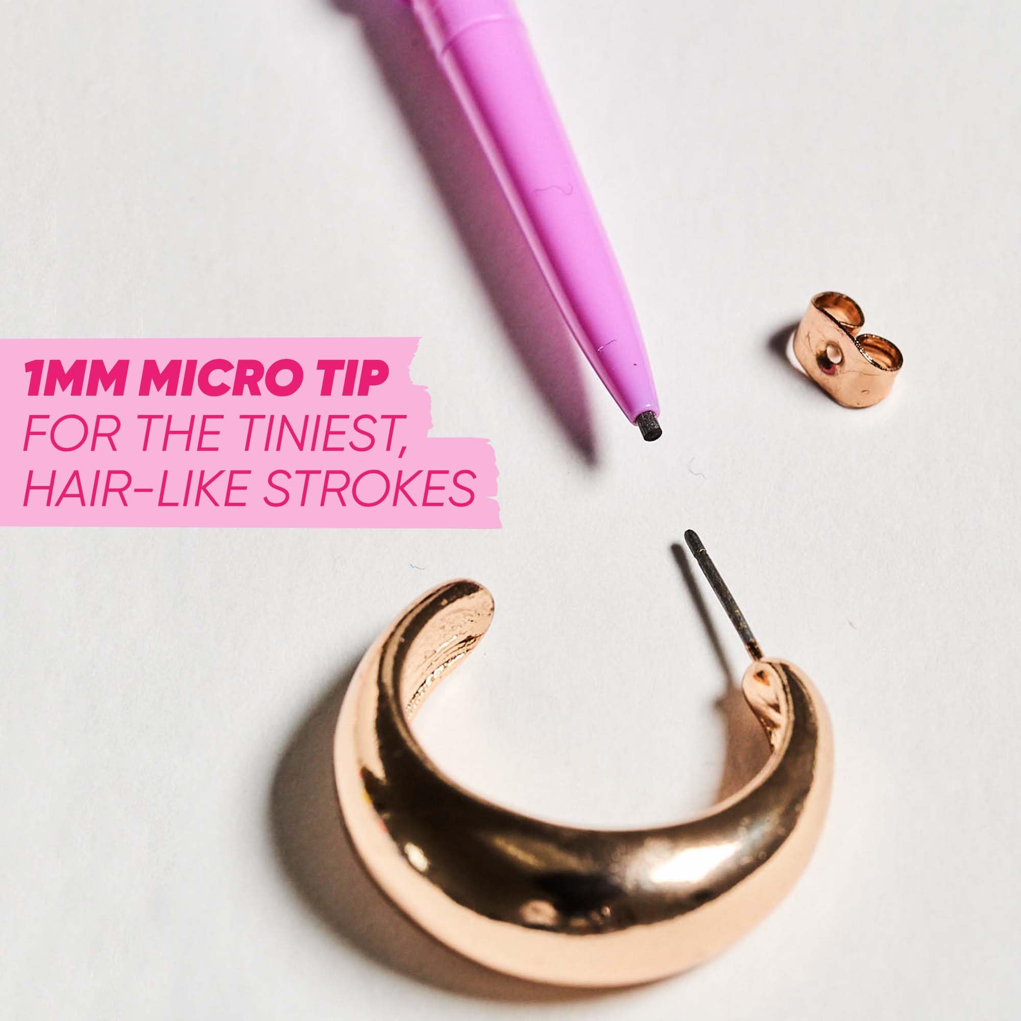 Kosas Brow Pop Nano – brosse-integree facilitant le demarrage du tracé.