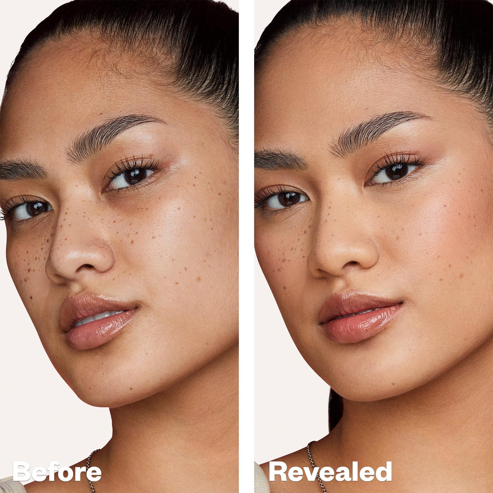 Kosas Revealer visage éclatant avec brillance naturelle et teint lumineux.