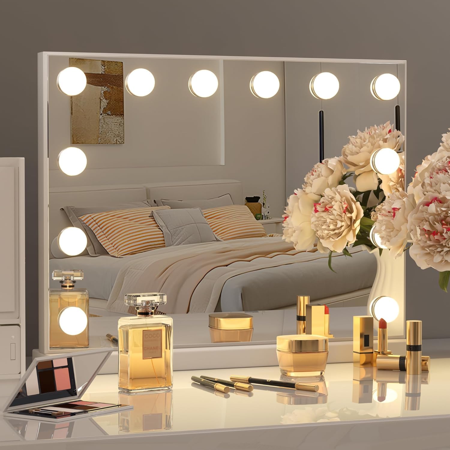 Disposition polyvalente idéale pour chambre, dressing ou salon de beauté