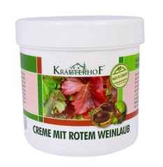 Application de Krauterhof Crème Marron d’Inde et Vigne Rouge sur les jambes après le travail.