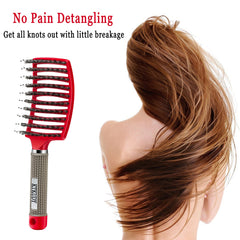 Brosse démêlante KTKUDY prise en main ergonomique et confortable.
