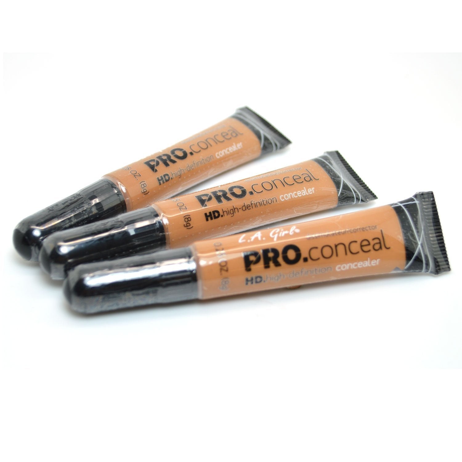 Correcteur pro L.A. Girl Fawn en tube, couvrance précise.