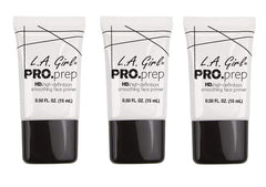 Base L.A. Girl Primer – bouteille avec pompe pour une peau lisse.
