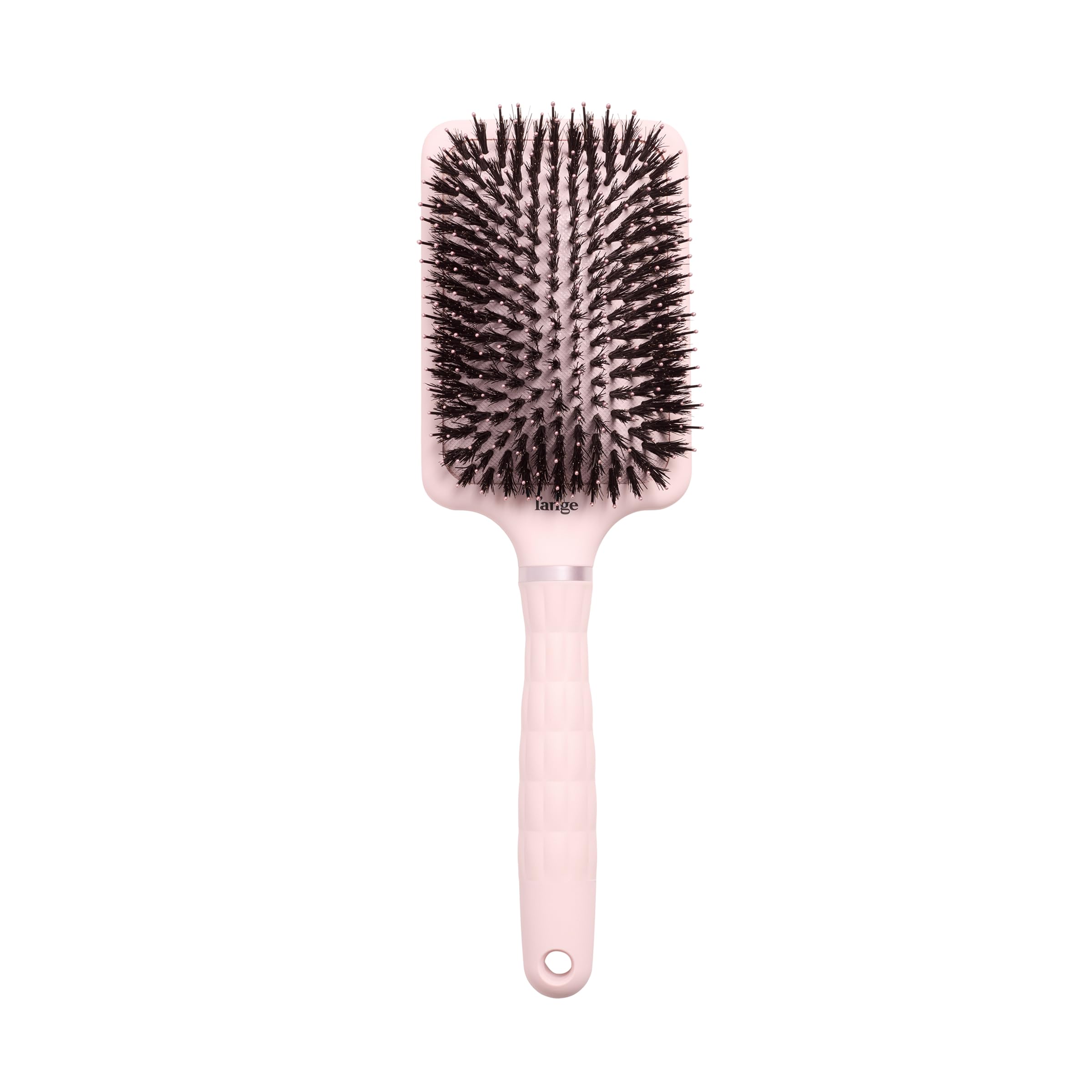 Reflets brillants sur cheveux propres après l’utilisation du peigne L'ANGE HAIR.