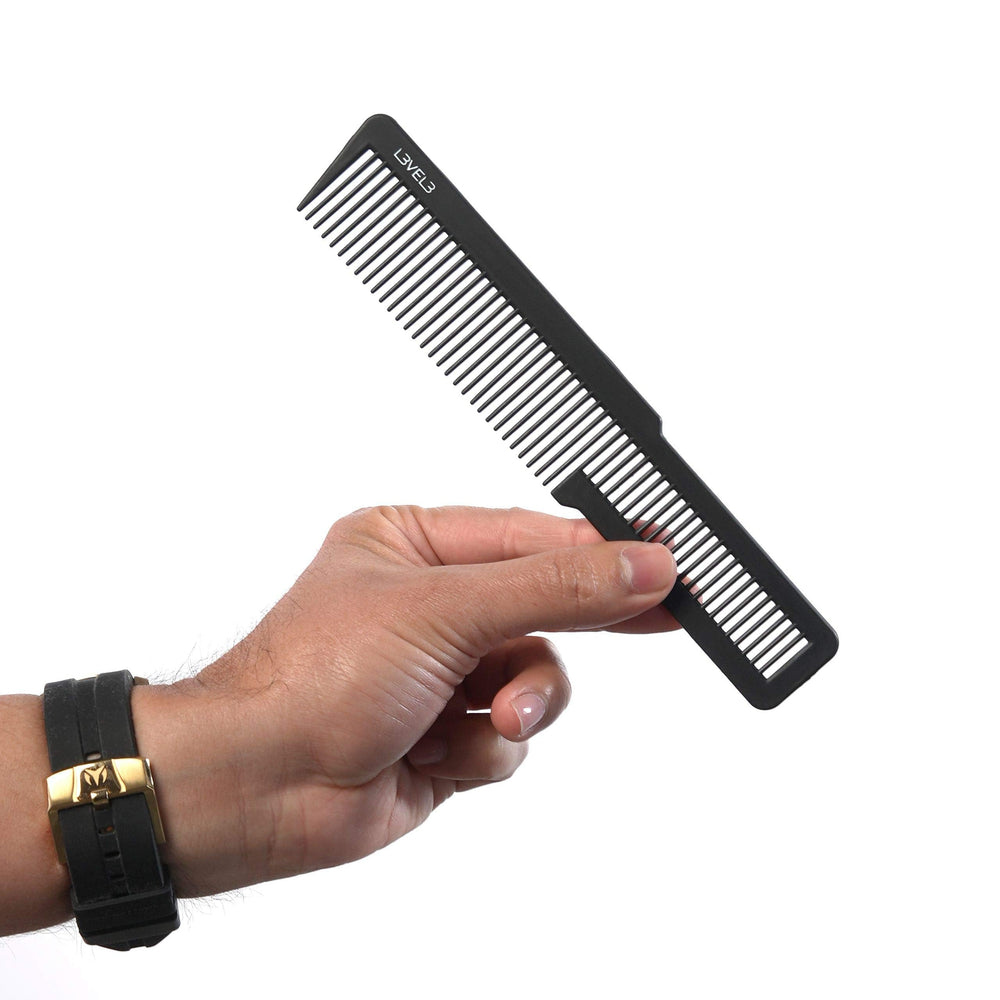 L3 Carbon Peigne ergonomique léger: confort lors de longues séances de coiffage.