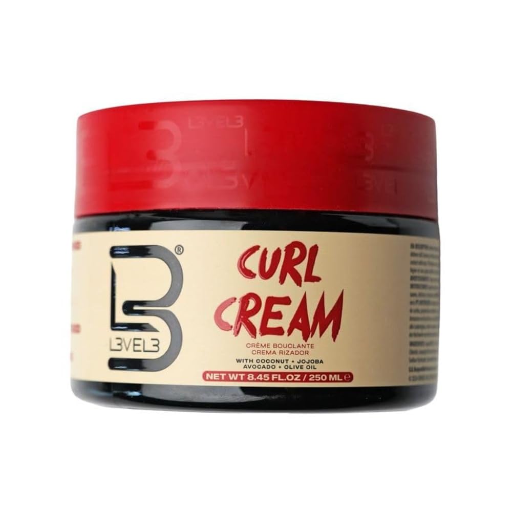 L3 Crème hydratante pour cheveux – bouteille et hydratation durable des boucles.