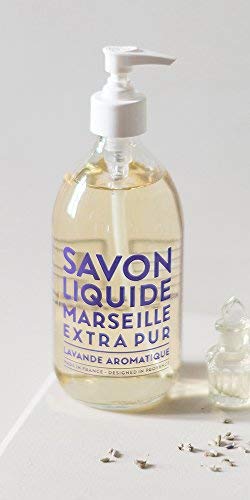 Huile d'amande douce ajoutée par La Compagnie de Provence, soin délicat pour les mains.