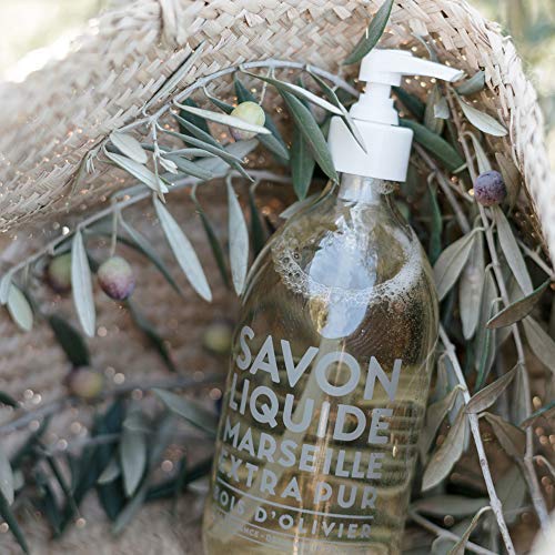La Compagnie de Provence Savon Bois d'olivier – étiquette élégante et emballage réutilisable.
