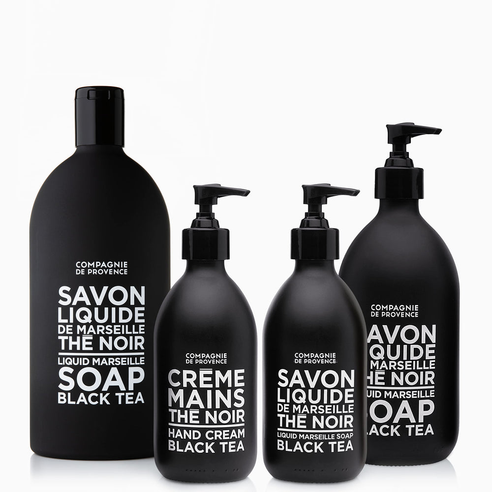 Texture crémeuse La Compagnie de Provence pour une hydratation légère.