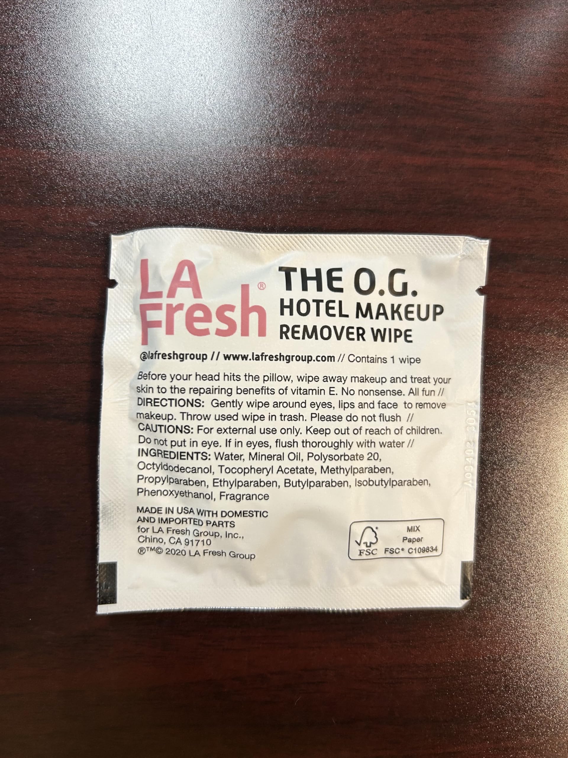 La Fresh lingettes usage quotidien démaquillent efficacement le maquillage résistant à l'eau.