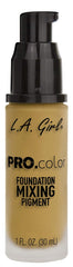 L.A. Girl PRO.color Pigment Jaune apporte une teinte dorée naturelle.