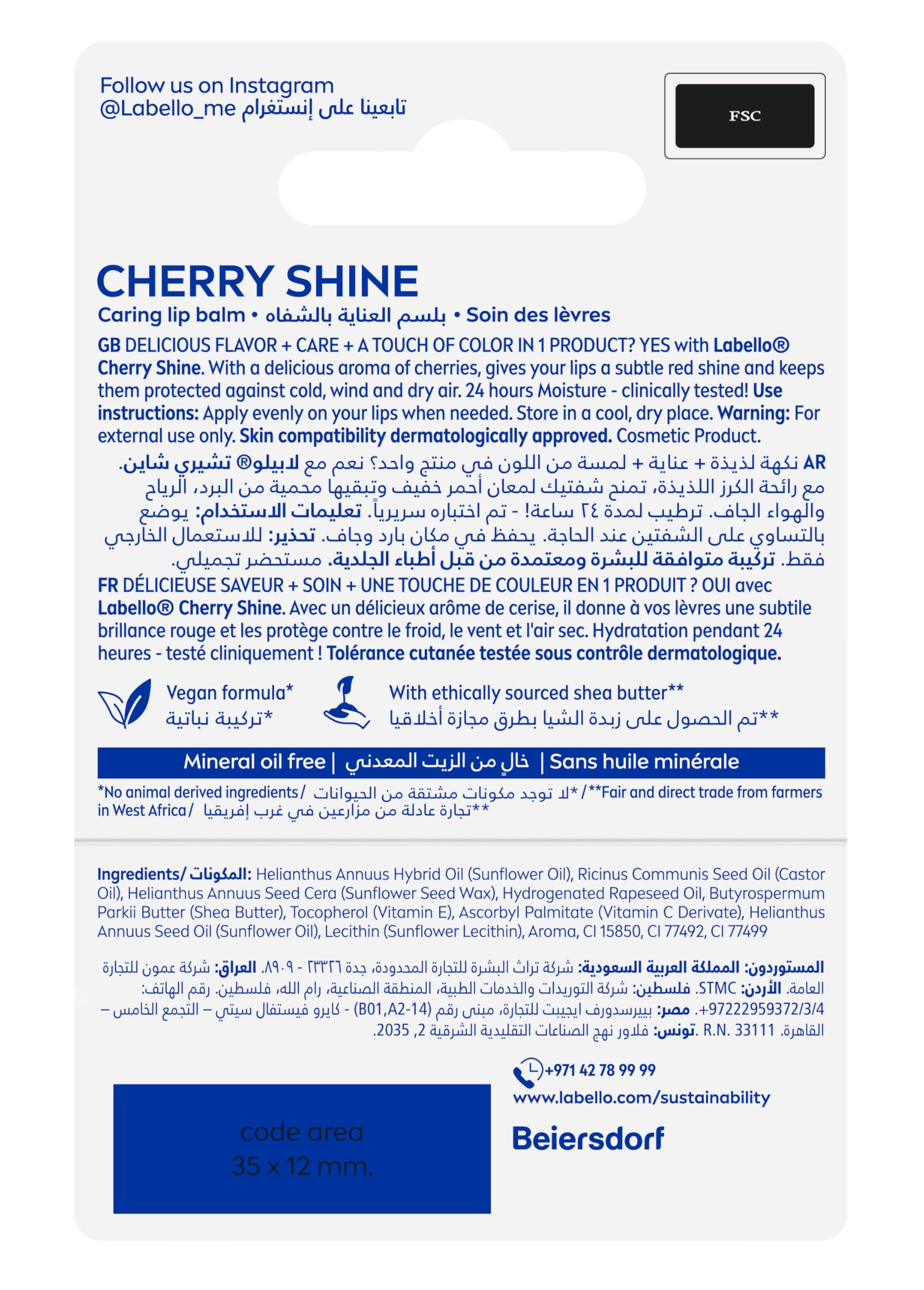 Boite compacte du Labello Cherry Balm en utilisation quotidienne