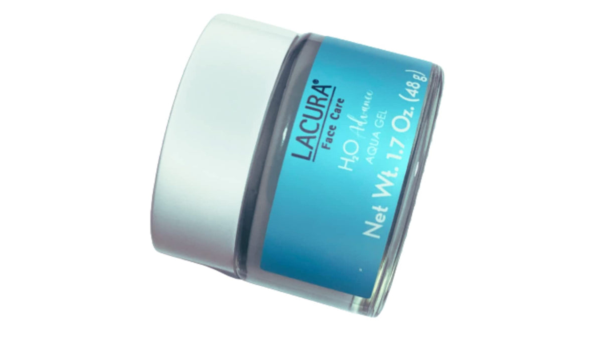 Lacura H2O Advance Gel en bouteille illustrant l'hydratation longue durée.