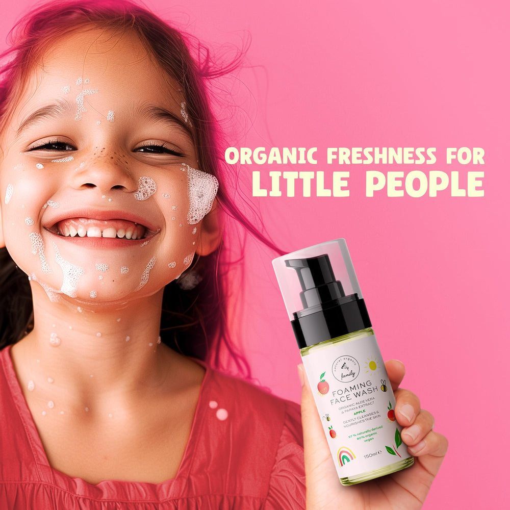 La Famille Naturelle et Bio - peaux-sensibles: nettoyant conçu pour les peaux sensibles.