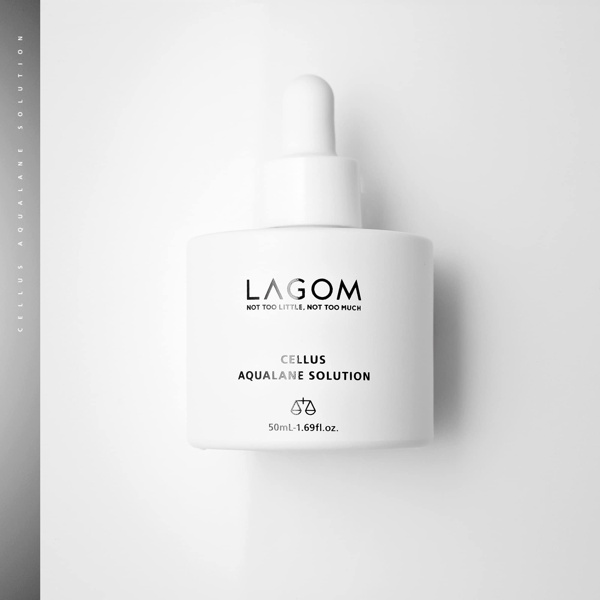 LAGOM Cellus Aqualane améliore l'hydratation globale et la souplesse cutanée.